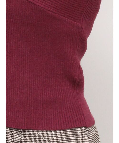 dazzlin（ダズリン）の「フロントツイストリボンニットトップス（ニット/セーター・レディース・アイボリー/チャコールグレー/ブラック/レッド/パープル・FREE）」の12枚目の写真