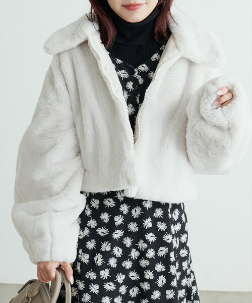 natural couture(ナチュラルクチュール)の「Web限定 /【プチナチュ】ステンカラーフェイクファージャケット(その他アウター・レディース・モカ/グレイッシュベージュ/アイボリー・FREE)」の5枚目の写真