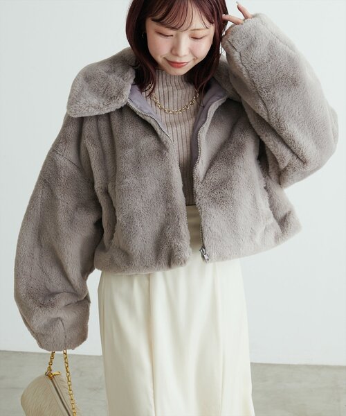natural couture(ナチュラルクチュール)の「Web限定 /【プチナチュ】ステンカラーフェイクファージャケット(その他アウター・レディース・モカ/グレイッシュベージュ/アイボリー・FREE)」の10枚目の写真
