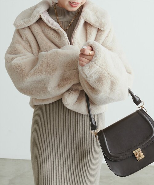 natural couture(ナチュラルクチュール)の「Web限定 /【プチナチュ】ステンカラーフェイクファージャケット(その他アウター・レディース・モカ/グレイッシュベージュ/アイボリー・FREE)」の13枚目の写真