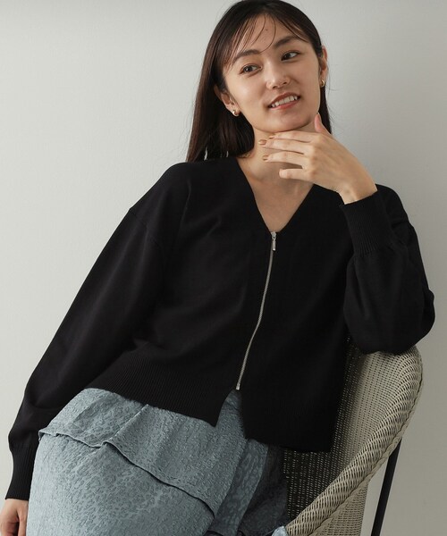 OPAQUE.CLIP（オペークドットクリップ）の「◆フロントZIPニットカーディガン【洗濯機洗い可／抗ピル】（カーディガン/ボレロ・レディース・ブラック/ライトグレー/ボルドー・38/40/42）」の2枚目の写真