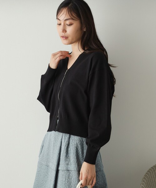 OPAQUE.CLIP（オペークドットクリップ）の「◆フロントZIPニットカーディガン【洗濯機洗い可／抗ピル】（カーディガン/ボレロ・レディース・ブラック/ライトグレー/ボルドー・38/40/42）」の8枚目の写真