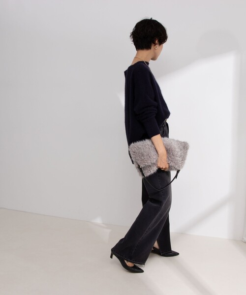 NOLLEY’S(ノーリーズ)の「ウォッシャブルヘアリーニットボートネックプルオーバーニット(ニット/セーター・レディース・ライトグレー/ネイビー/ラベンダー・FREE)」の6枚目の写真