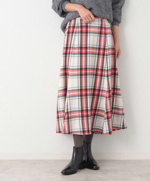 Dessin（デッサン）の「◆【洗える】起毛チェック柄切替フレアースカート（XS～L）（スカート・レディース・ピンク系その他/ブルー系1/アイボリー系1/ワイン系3/ブルー系その他3/ネイビー系2/イエロー系1/ブルー系6/ホワイト系その他2・03/02/01/00）」の2枚目の写真