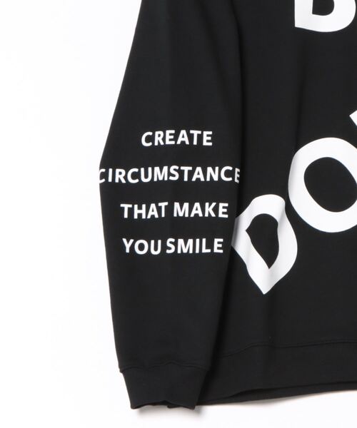 BABYDOLL（ベビードール）の「親子お揃い ランダムロゴ トレーナー 9938A（スウェット・レディース・グリーン系その他7/ブラック・XL/L/M/S）」の20枚目の写真