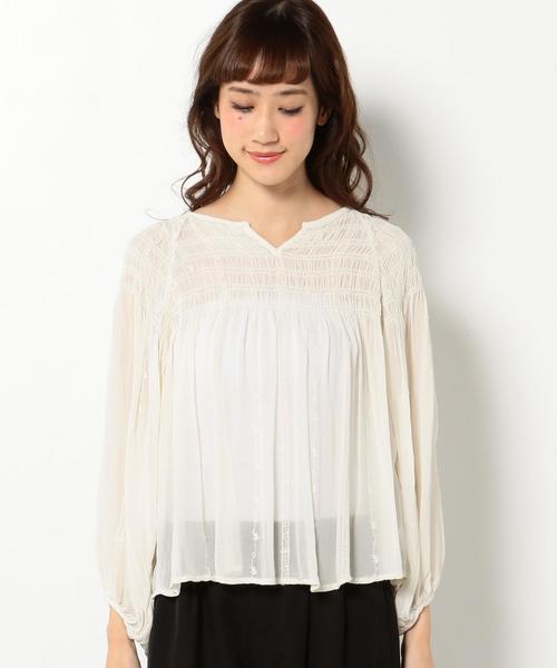 Another Edition(アナザーエディション)の「ジョーゼット刺繍ブラウス/AEBC ジョーゼット EMR BL(シャツ/ブラウス・レディース・オフホワイト/ブラック・フリー)」の4枚目の写真