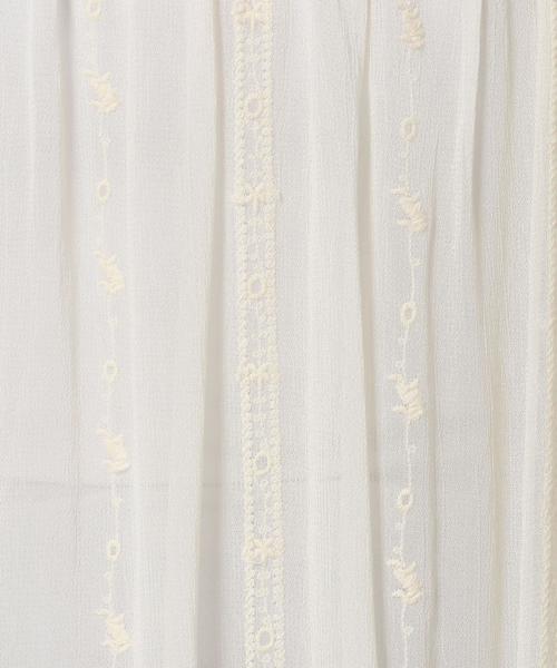 Another Edition(アナザーエディション)の「ジョーゼット刺繍ブラウス/AEBC ジョーゼット EMR BL(シャツ/ブラウス・レディース・オフホワイト/ブラック・フリー)」の10枚目の写真