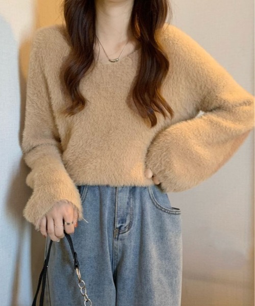 kirakiraShop(キラキラショップ)の「Vネック シャギー ニット プルオーバー(ニット/セーター・レディース・ホワイト/ピンク/ライトピンク/ベージュ・FREE)」の8枚目の写真