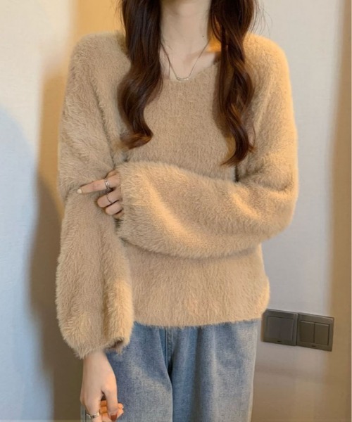 kirakiraShop(キラキラショップ)の「Vネック シャギー ニット プルオーバー(ニット/セーター・レディース・ホワイト/ピンク/ライトピンク/ベージュ・FREE)」の10枚目の写真