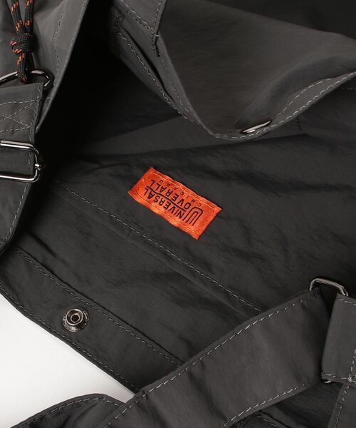 UNIVERSAL OVERALL（ユニバーサルオーバーオール）の「UNIVERSAL OVERALL / Wrinkle nylon 2WAY shoulder / UVO-200（ショルダーバッグ・レディース・ブラック/ホワイト系その他/グレー/オレンジ/チャコールグレー/オリーブ/ブルー・ONESIZE）」の10枚目の写真