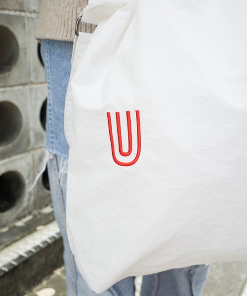 UNIVERSAL OVERALL（ユニバーサルオーバーオール）の「UNIVERSAL OVERALL / Wrinkle nylon 2WAY shoulder / UVO-200（ショルダーバッグ・レディース・ブラック/ホワイト系その他/グレー/オレンジ/チャコールグレー/オリーブ/ブルー・ONESIZE）」の14枚目の写真