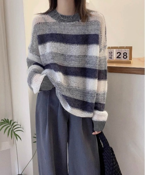 AMELY(エミリー)の「メランジボーダーニットプルオーバー(ニット/セーター・レディース・ネイビー/パープル/ブラック・フリー)」の4枚目の写真