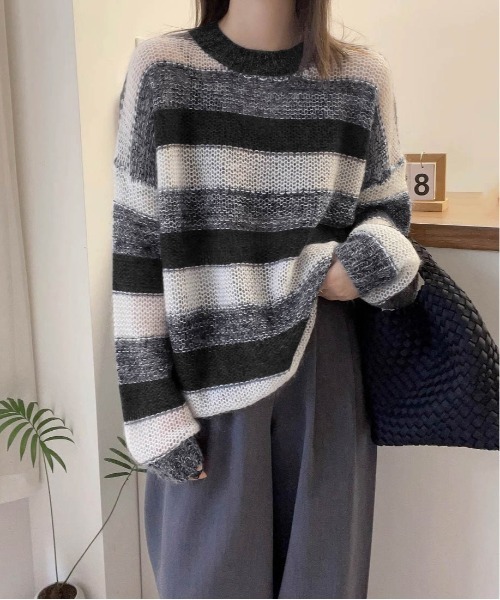 AMELY(エミリー)の「メランジボーダーニットプルオーバー(ニット/セーター・レディース・ネイビー/パープル/ブラック・フリー)」の11枚目の写真