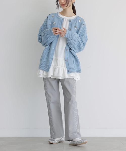 somari imagination（ソマリ イマジネーション）の「『ビジューケーブルカーディガン』（カーディガン/ボレロ・レディース・チャコールグレー/ライトブルー・FREE）」の5枚目の写真