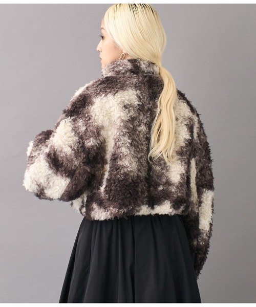 Settimissimo（セッティミッシモ）の「ニュアンス柄ショートボアコート（ブルゾン・レディース・ブラウン/ダークグレー・FREE）」の13枚目の写真