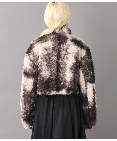 Settimissimo（セッティミッシモ）の「ニュアンス柄ショートボアコート（ブルゾン・レディース・ブラウン/ダークグレー・FREE）」の19枚目の写真