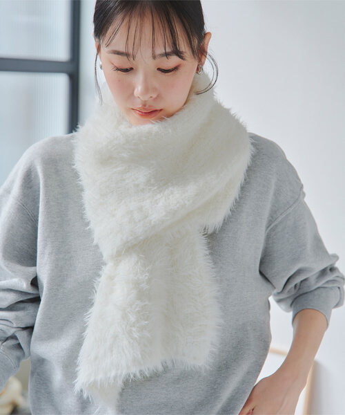 KOBE LETTUCE（コウベレタス）の「ニットシャギーマフラー（マフラー・レディース・アイボリー/ブラック/モカ/ピンク/チャコール・FREE）」の2枚目の写真