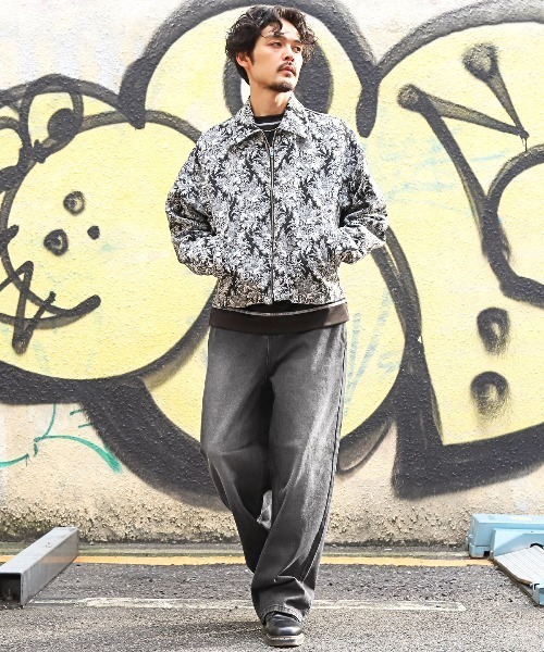 LUXSTYLE（ラグスタイル）の「オーバーダイワイドストレートデニムパンツ（デニムパンツ・メンズ・ブラック/ブラック系その他/ブルー・M/L）」の9枚目の写真