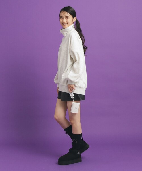 PINK-latte（ピンクラテ）の「◆シャギー衿ジッププルオーバー（Tシャツ/カットソー・キッズ・キャメル/ライトグレー/ブラック・16/15 /14/13）」の13枚目の写真