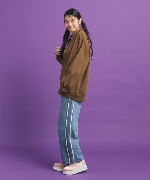 PINK-latte（ピンクラテ）の「◆シャギー衿ジッププルオーバー（Tシャツ/カットソー・キッズ・キャメル/ライトグレー/ブラック・16/15 /14/13）」の5枚目の写真