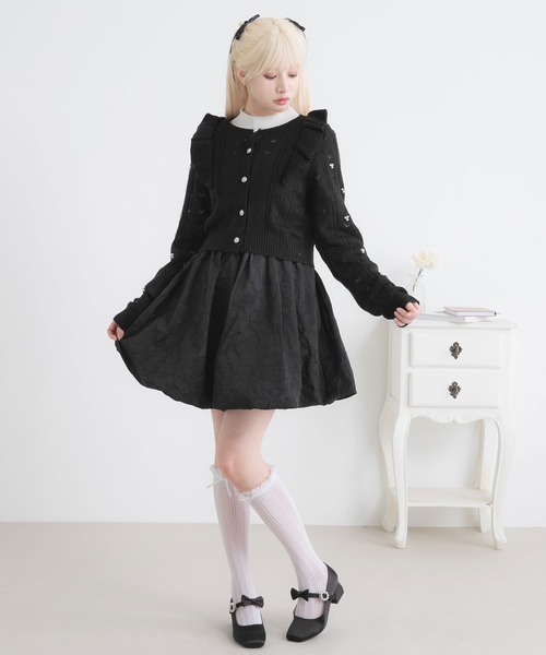 DearMyLoveRose(ディアマイラブローズ)の「ビジューボタンフリルカーディガン(カーディガン/ボレロ・レディース・オフホワイト/ベビーピンク/ブルーグレー/ブラック・LL~3L/L~LL/M-L)」の10枚目の写真