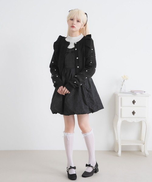 DearMyLoveRose(ディアマイラブローズ)の「ビジューボタンフリルカーディガン(カーディガン/ボレロ・レディース・オフホワイト/ベビーピンク/ブルーグレー/ブラック・LL~3L/L~LL/M-L)」の11枚目の写真