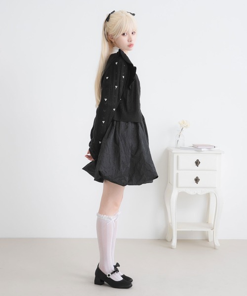DearMyLoveRose(ディアマイラブローズ)の「ビジューボタンフリルカーディガン(カーディガン/ボレロ・レディース・オフホワイト/ベビーピンク/ブルーグレー/ブラック・LL~3L/L~LL/M-L)」の13枚目の写真