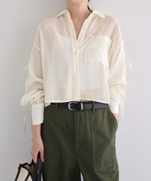 Freesia by andme(フリージアバイアンドミー)の「シアー袖スリットリボンショート丈シャツブラウス(シャツ/ブラウス・レディース・イエロー/ベージュ/ブラック/アイボリー/ライトピンク・M)」の10枚目の写真