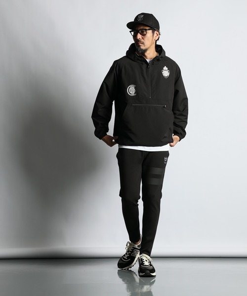 The DUFFER of ST.GEORGE（ザダファーオブセントジョージ）の「〔BLACK LABEL〕ANORAK PARKA：撥水加工 アノラックパーカー（ナイロンジャケット・メンズ・ブラック・MEDIUM/LARGE/X-LARGE）」の3枚目の写真
