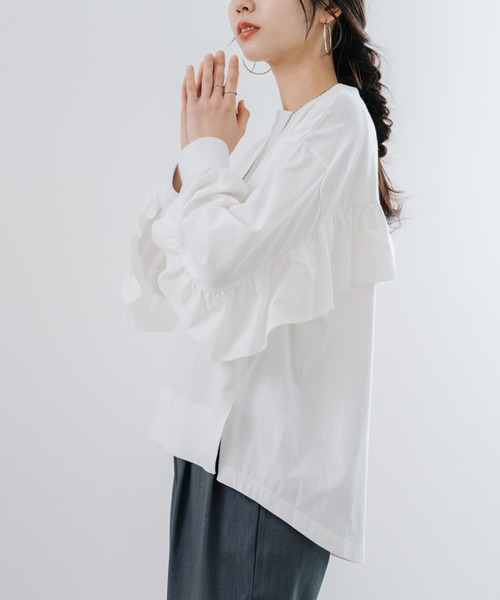 refinedworks（リファインドワークス）の「【refinedworks】甘すぎない フリル デザイン が 魅力的な カットソー ！（Tシャツ/カットソー・レディース・ブラック/オフホワイト・FREE）」の17枚目の写真