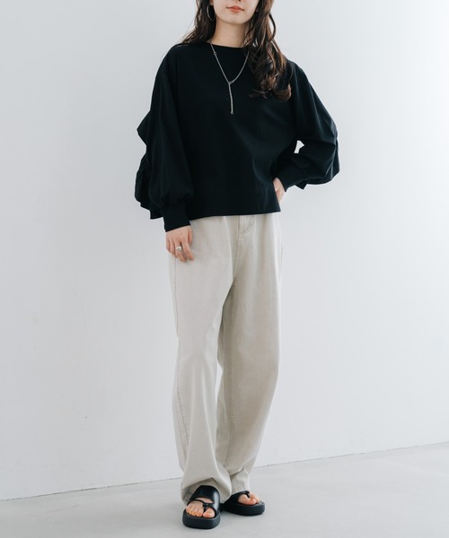 refinedworks（リファインドワークス）の「【refinedworks】甘すぎない フリル デザイン が 魅力的な カットソー ！（Tシャツ/カットソー・レディース・ブラック/オフホワイト・FREE）」の6枚目の写真