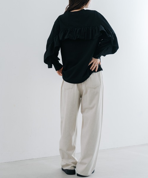 refinedworks（リファインドワークス）の「【refinedworks】甘すぎない フリル デザイン が 魅力的な カットソー ！（Tシャツ/カットソー・レディース・ブラック/オフホワイト・FREE）」の11枚目の写真