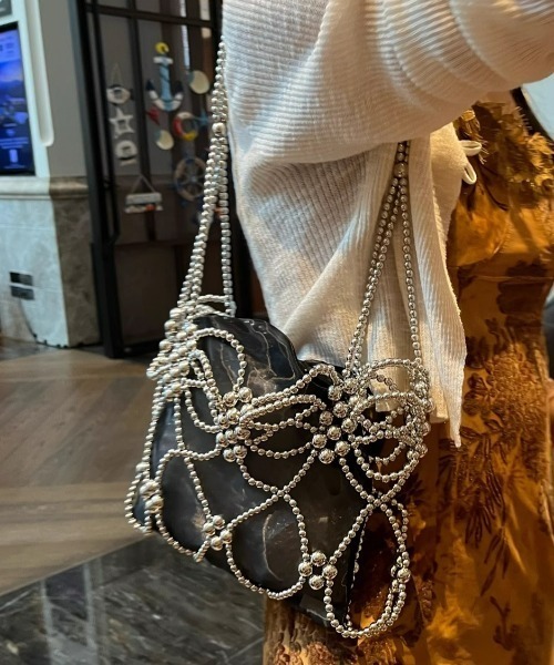 ampm（エーエムピーエム）の「※【ampm】花柄モチーフビーズ編みBAG