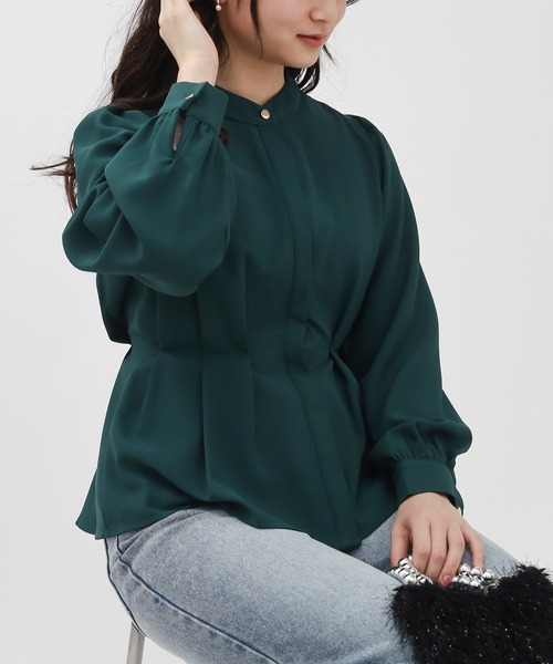 TRUDEA(トルディア)の「タックぺプラムブラウス(シャツ/ブラウス・レディース・グリーン/ライトグレー/ブラック・MEDIUM)」の11枚目の写真