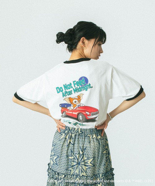 ROSE BUD（ローズバッド）の「【WEB・一部店舗限定/ROSE BUD LIMITED】GREMLINS RINGER S/S TEE（Tシャツ/カットソー・レディース・レッド/ブラック・ONE SIZE）」の2枚目の写真