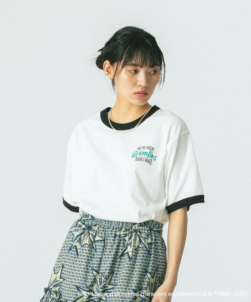 ROSE BUD（ローズバッド）の「【WEB・一部店舗限定/ROSE BUD LIMITED】GREMLINS RINGER S/S TEE（Tシャツ/カットソー・レディース・レッド/ブラック・ONE SIZE）」の3枚目の写真