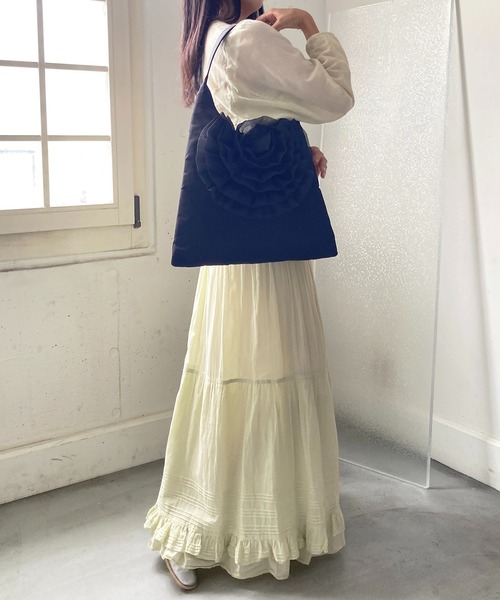 Casselini(キャセリーニ)の「Casselini(キャセリーニ)ビッグフラワーバッグ(ショルダーバッグ・レディース・レッド/アイボリー/ブラック・FREE)」の7枚目の写真