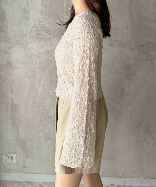 apres jour clair(アプレジュールクレア)の「【apres jour clair】フラワーシアーポコポコトップス【ZOZOTOWN限定アイテム】(Tシャツ/カットソー・レディース・ブラック/アイボリー・X-LARGE/フリー)」の4枚目の写真