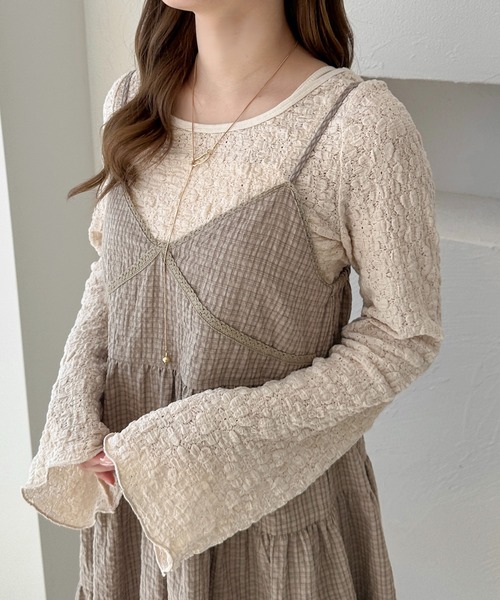 apres jour clair(アプレジュールクレア)の「【apres jour clair】フラワーシアーポコポコトップス【ZOZOTOWN限定アイテム】(Tシャツ/カットソー・レディース・ブラック/アイボリー・X-LARGE/フリー)」の18枚目の写真