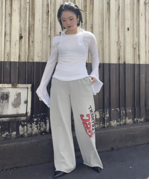 ROSE BUD（ローズバッド）の「(CREOLME)LAYERED TOPS（Tシャツ/カットソー・レディース・グレー/ホワイト・ONE SIZE）」の16枚目の写真