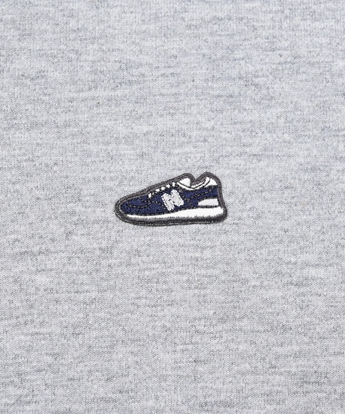 NEW BALANCE（ニューバランス）の「シューパッチショートスリーブTシャツ（Tシャツ/カットソー・レディース・ライトグレー/オフホワイト/ブルー/ライトイエロー・SMALL/MEDIUM/LARGE/X-LARGE）」の20枚目の写真