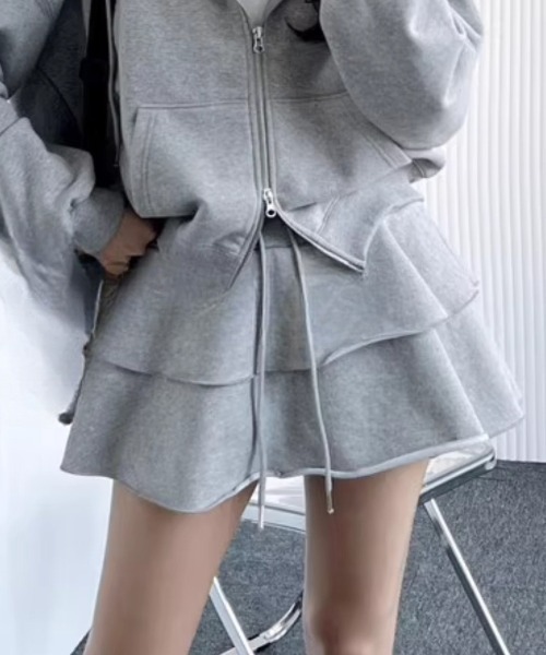 上下2点セット】ダブルジップパーカー×フリルスカートセットアップ