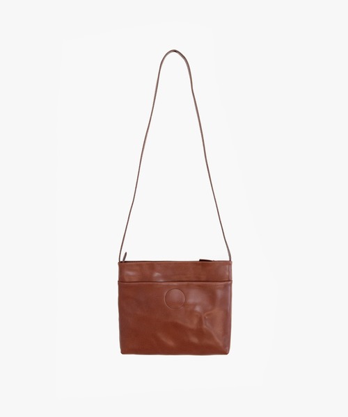 COSMIC WONDER(コズミックワンダー)の「Naturally-tanned leather conductor bag(ショルダーバッグ・レディース・ブラック/ブラウン/ナチュラル・FREE)」の18枚目の写真