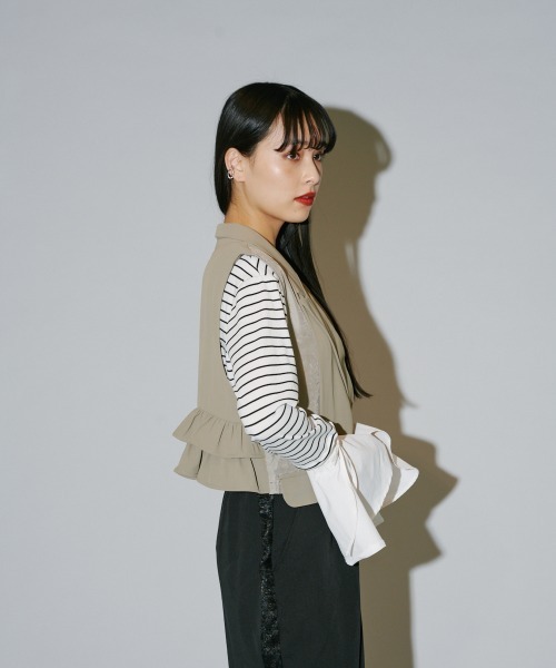 セール】バックフリルヘムショートテーラードベスト（ベスト
