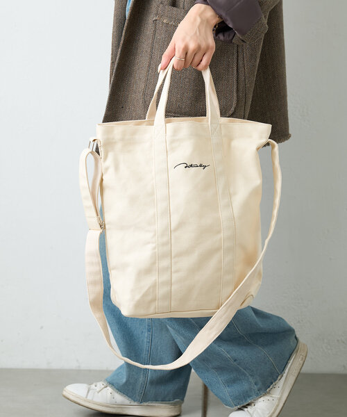 BIRTHDAY BAR(バースデイバー)の「Actually キャンバス2WAYショルダーバッグ(トートバッグ・レディース・ホワイト系その他/ベージュ/ブラック/ライトグレー・0)」の2枚目の写真