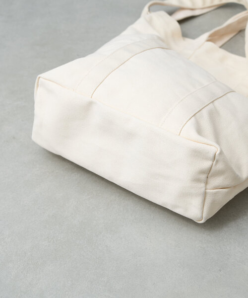 BIRTHDAY BAR(バースデイバー)の「Actually キャンバス2WAYショルダーバッグ(トートバッグ・レディース・ホワイト系その他/ベージュ/ブラック/ライトグレー・0)」の17枚目の写真