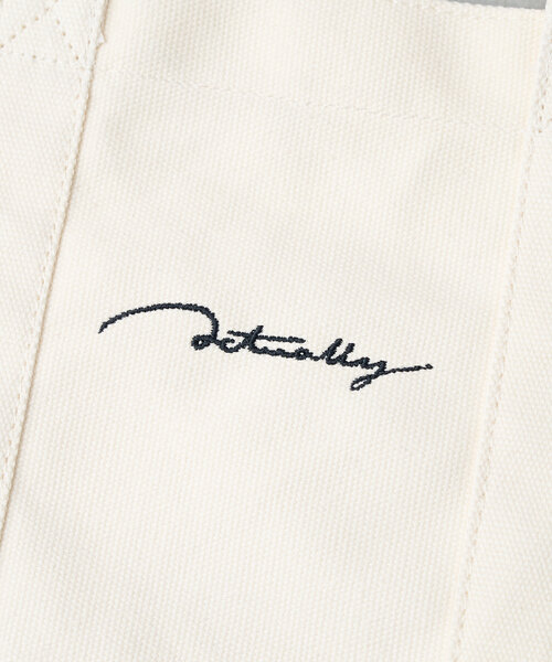 BIRTHDAY BAR(バースデイバー)の「Actually キャンバス2WAYショルダーバッグ(トートバッグ・レディース・ホワイト系その他/ベージュ/ブラック/ライトグレー・0)」の12枚目の写真