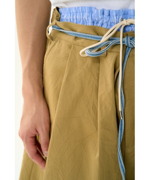 DISCOVERED（ディスカバード）の「WRINKLE OVER SHORTS（その他パンツ・メンズ・ベージュ/ブラック・SMALL/LARGE）」の11枚目の写真