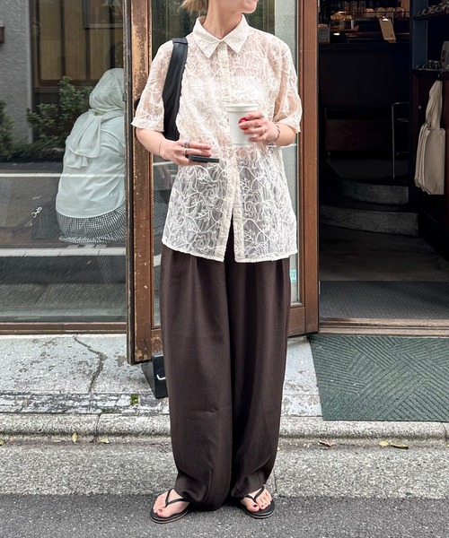 feepur（フェピュール）の「ハーフスリーブレースシアーシャツ