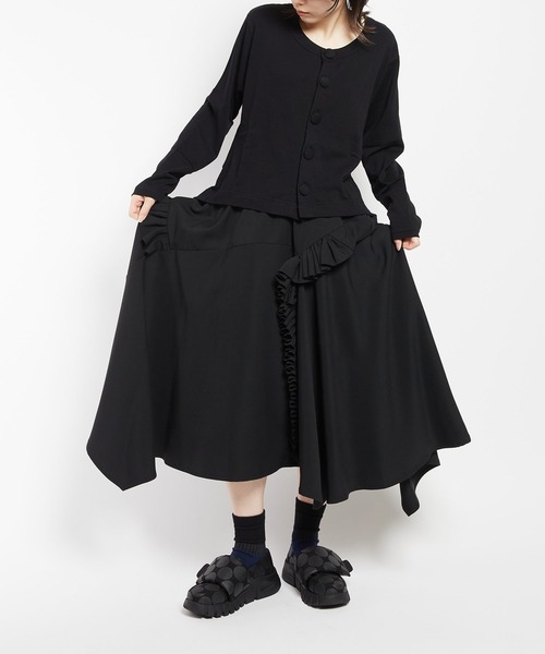 gomme（ゴム）の「ドレープツイル　フリルスカート（スカート・レディース・チャコールグレー/ブラック・MEDIUM）」の9枚目の写真